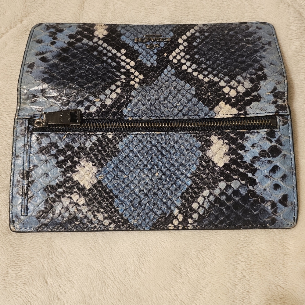 Coach Wallet - Picture 2 of 6